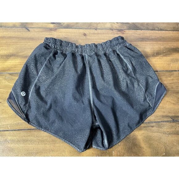Lululemon Hotty Hot Shorts Metallic Black Size 6 - Picture 8 of 12